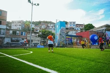 Alcaldía de Cali recuperó y entregó la cancha sintética del parque La Horqueta