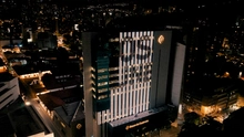 La imagen del Teatro Municipal será proyectada sobre la fachada iluminada del edificio del Banco de Occidente en pleno centro histórico de Cali