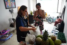 ‘Crecer con Bienestar’: el programa de la Alcaldía que transforma la salud infantil y la mesa de las familias más vulnerables de Cali