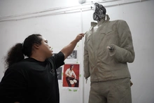 Cali eterniza a sus ídolos: 12 esculturas nacen para el museo de salsa a cielo abierto del barrio Obrero