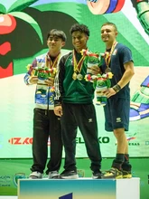 Se rompieron cuatro récords orbitales en la primera jornada del Mundial Junior IWF de Pesas y Colombia logró su primer podio