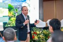 Cali mira al futuro: aprendizajes de Singapur para transformar la ciudad