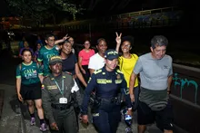 Historia, patrimonio y sabor: así se vivió la caminata nocturna del cumpleaños 490 de Cali