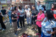 El Sistema Distrital de Cuidado recibió delegaciones internacionales en el ‘CuidArte’ de la Comuna 15