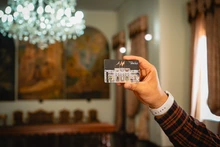 El Teatro Municipal viaja en las manos de los caleños