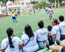 Uramba llegó al barrio Siete de Agosto con deporte, inclusión y atención institucional