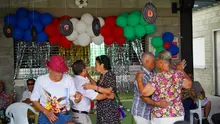 Con campanas y muchas sonrisas, beneficiarios del Centro Vida Pascual Obrero celebraron un ‘agua e’ lulo’ por los 490 años de Cali