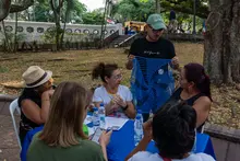 La Retreta reunió nuevas manos para tejer el cielo del Bulevar de Oriente