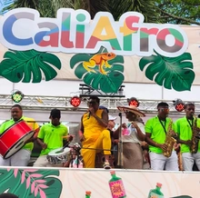 Cali celebra 30 años del Petronio Álvarez con el Desfile de las Colonias y hace un reconocimiento al aporte afro en la ciudad