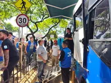 Equipos de atención social y exhabitantes de calle brindan apoyo comunitario tras la emergencia en el edificio Vanessa