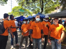Equipos de atención social y exhabitantes de calle brindan apoyo comunitario tras la emergencia en el edificio Vanessa
