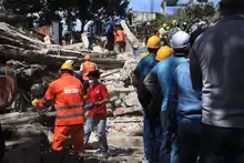 Desde Infraestructura se despliega personal y maquinaria para apoyar labores de rescate y evacuación de escombros 