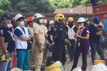 Mexican “Topos” are already in Cali working on the search for earthquake survivors