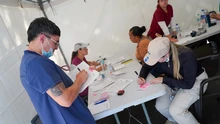 Una misión médica de 40 personas llegó desde Antioquia a la Unidad Panamericana para apoyar a los damnificados del terremoto