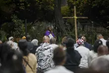 Entre alabaos, arrullos y oraciones, el Festival de Música del Pacífico Petronio Álvarez  rindió homenaje a las víctimas del terremoto