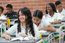 Cali retoma clases en las instituciones educativas oficiales; 76% de las sedes inician en modalidad presencial