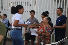 La ayuda comienza a llegar al barrio La Flora: un respiro para los afectados por el sismo