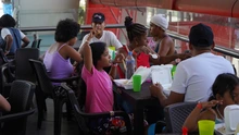 El comedor del Coliseo de Hockey reconstruye resiliencia y abraza a las familias caleñas