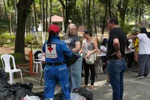 A 20 días del terremoto, las ayudas continúan llegando a las familias damnificadas