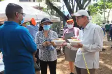 Alcaldía de Cali sigue con presencia permanente en la comuna 19, acompañando a los afectados por el terremoto