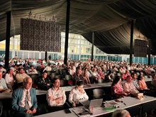 Más de 4.000 personas asistieron al primer día del Congreso Fenavi 2026, uno de los eventos que reactiva a Cali tras el terremoto