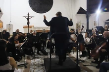 ‘La música nos sana y nos une’: Orquesta Filarmónica sigue llevando esperanza a los barrios de Cali