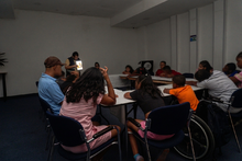 Alcaldía de Cali sigue llevando atención integral a las comunidades afectadas tras el sismo: niños y niñas con discapacidad recibieron taller psicosocial