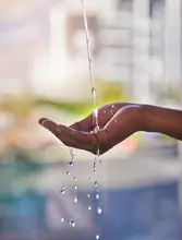 Bienes y Servicios fortalece acciones para el uso eficiente del agua y la energía