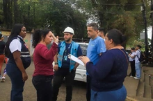 Alcalde Alejandro Eder acompañará entrega de ayudas humanitarias a familias afectadas en La Buitrera