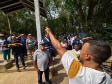 La Alcaldía de Cali mantiene su acompañamiento a la comunidad de Altos de Santa Elena: 800 personas beneficiadas con asistencia alimentaria