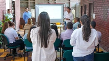Avanza la adecuación y el mantenimiento de hangares en los Talleres del Distrito