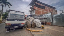 Alcaldía acompaña a recicladores afectados por el terremoto y activa plan de acción