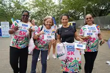 Gran movimiento durante la primera entrega de kits para la Carrera ‘Cali Somos Todos 5K’