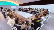 Un mes después del terremoto, Cali comienza a recuperar la esperanza