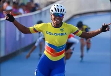 Kollin Castro oro en JS2026