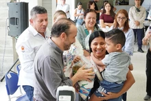 Alcaldía de Cali acompaña a 400 familias afectadas por la emergencia con entrega de mercados en el Politécnico Municipal