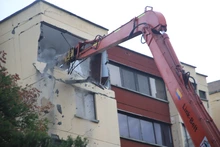 La Alcaldía de Cali avanza en la demolición de edificaciones afectadas por el terremoto: el turno le correspondió a Unidad Residencial Guadalupe