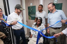 ‘Chela’ al recibir su nueva vivienda: