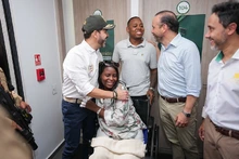 ‘Chela’ al recibir su nueva vivienda: