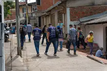 Equipo técnico de Vivienda recorrió una de las zonas más afectadas por el sismo en la Comuna 18