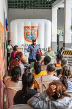 Con la entrega de 100 bicicletas a mujeres cuidadoras, la Semana de la Movilidad Sostenible se acerca a su cierre