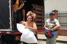 Con asistencia humanitaria y rondas de seguridad, la Alcaldía de Cali continúa acompañando a las familias evacuadas de La Flora por el terremoto