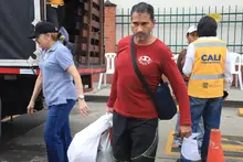 Con asistencia humanitaria y rondas de seguridad, la Alcaldía de Cali continúa acompañando a las familias evacuadas de La Flora por el terremoto