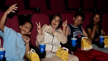 ‘Rugby por la Vida’ llevó a más de 200 niños y jóvenes al cine para inspirarse con la historia de Nelson Mandela