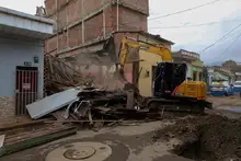 Alcaldía inicia las primeras cinco demoliciones en el centro de Cali como parte del Plan Cristo Rey