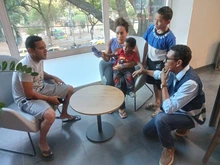 El juego, la escucha y la esperanza: así se transforma la vida de la niñez y las familias damnificadas en los hoteles de Cali