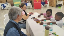 Alcaldía de Cali acompañó a familias afectadas por el sismo con Feria de Servicios en Cosmocentro