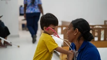 ‘Cariño Nocturno’: la estrategia de la Alcaldía de Cali que protege a la primera infancia mientras sus padres trabajan en la noche