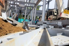 Construcción de la Clínica de Mama avanza en 48 %