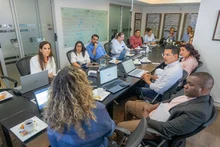 Mesa intersectorial articula esfuerzos para agilizar la reconstrucción de Cali
